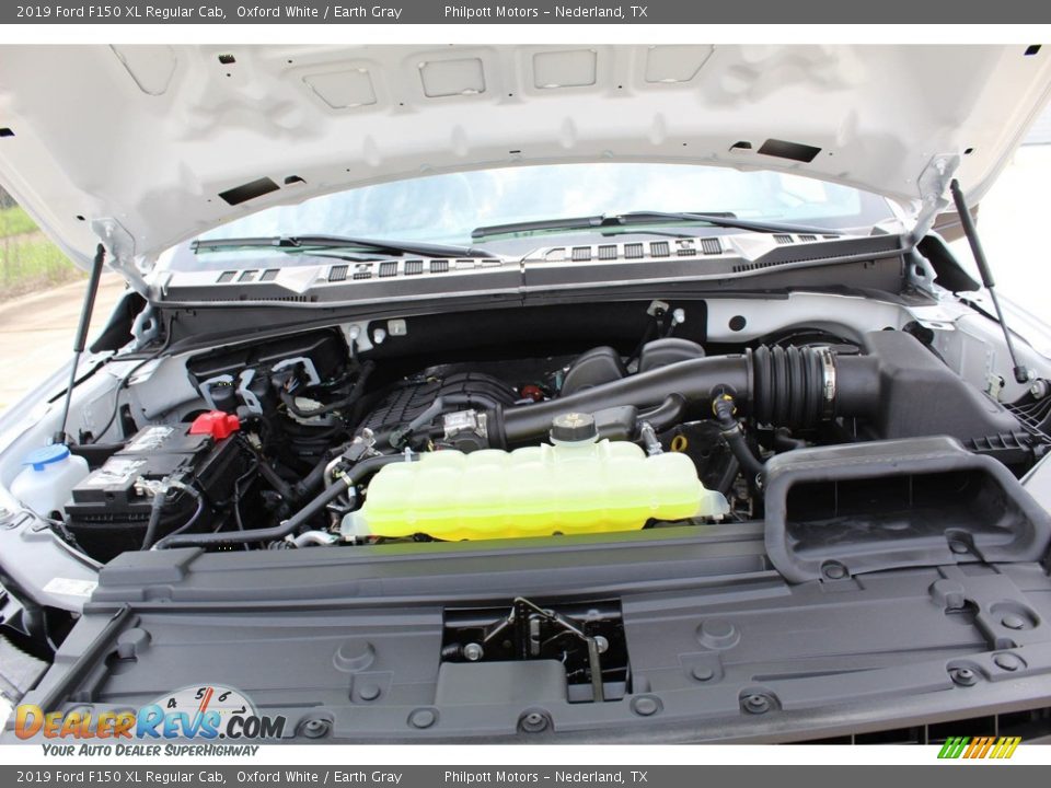 2019 Ford F150 XL Regular Cab Oxford White / Earth Gray Photo #18
