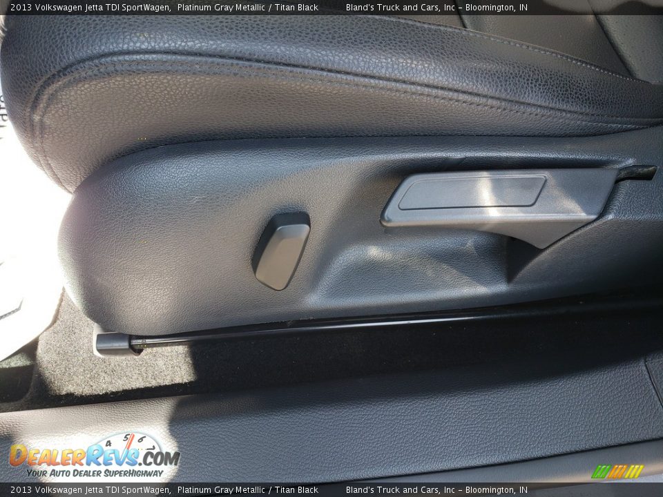 2013 Volkswagen Jetta TDI SportWagen Platinum Gray Metallic / Titan Black Photo #7