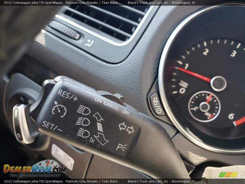 2013 Volkswagen Jetta TDI SportWagen Platinum Gray Metallic / Titan Black Photo #13