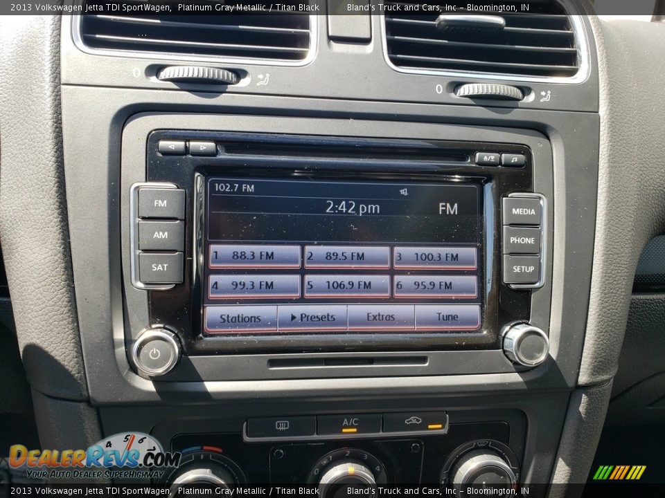 2013 Volkswagen Jetta TDI SportWagen Platinum Gray Metallic / Titan Black Photo #16