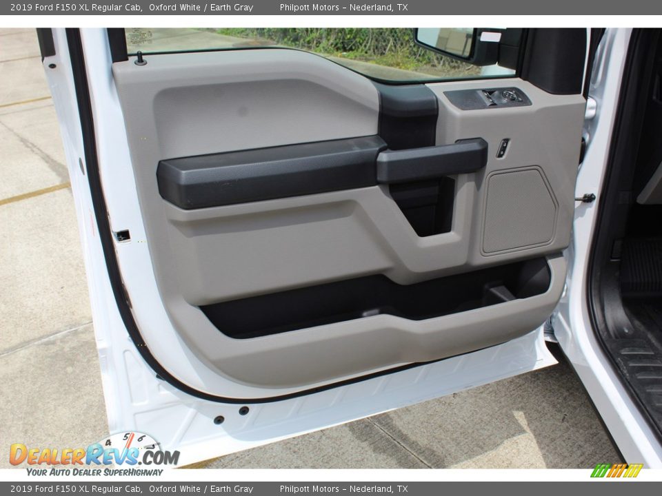 2019 Ford F150 XL Regular Cab Oxford White / Earth Gray Photo #8