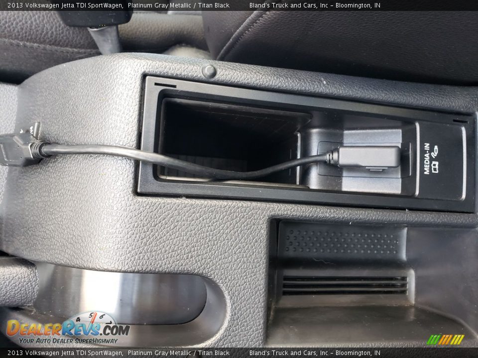 2013 Volkswagen Jetta TDI SportWagen Platinum Gray Metallic / Titan Black Photo #25