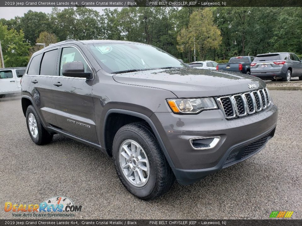 2019 Jeep Grand Cherokee Laredo 4x4 Granite Crystal Metallic / Black Photo #1