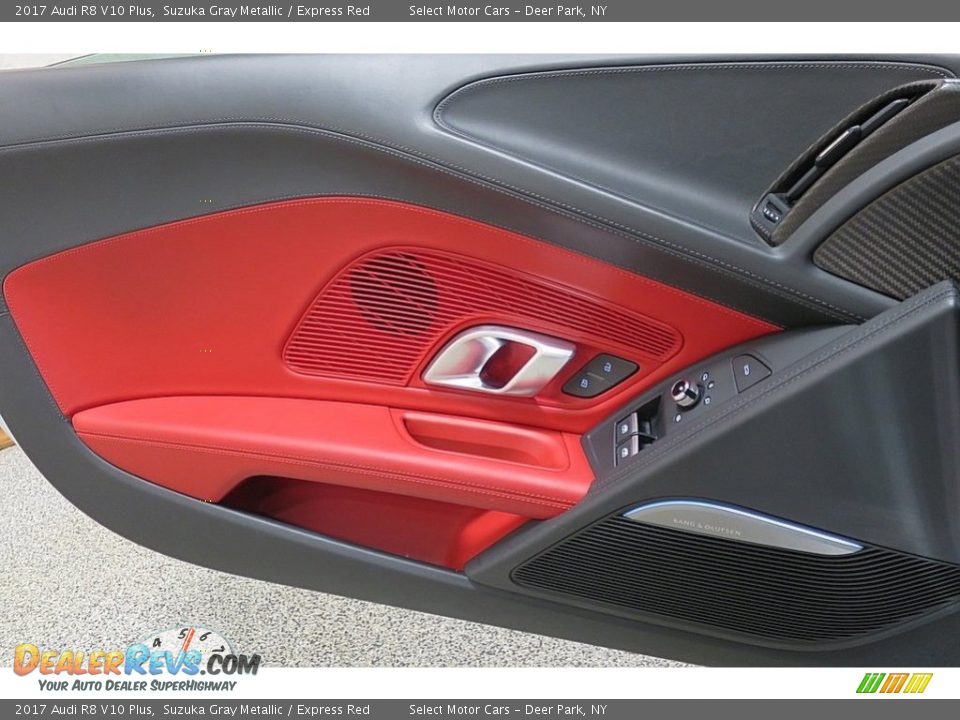 Door Panel of 2017 Audi R8 V10 Plus Photo #21