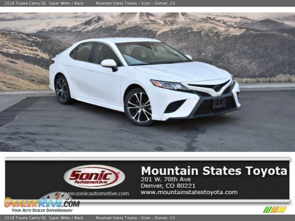 2018 Toyota Camry SE Super White / Black Photo #1