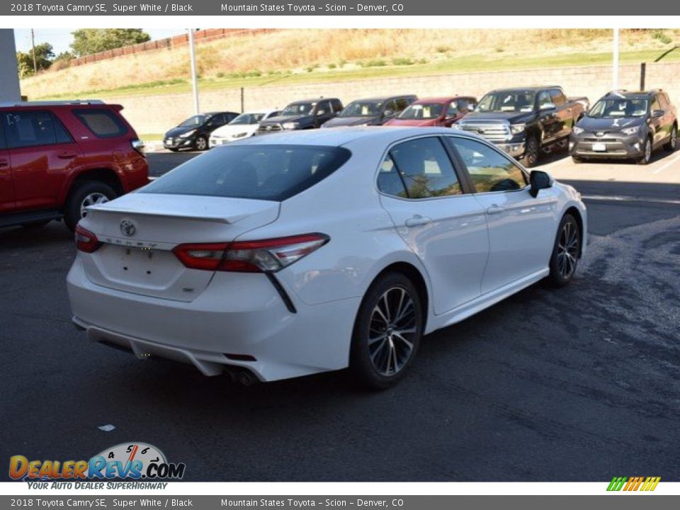 2018 Toyota Camry SE Super White / Black Photo #6