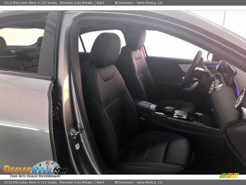 2019 Mercedes-Benz A 220 Sedan Mountain Grey Metallic / Black Photo #5