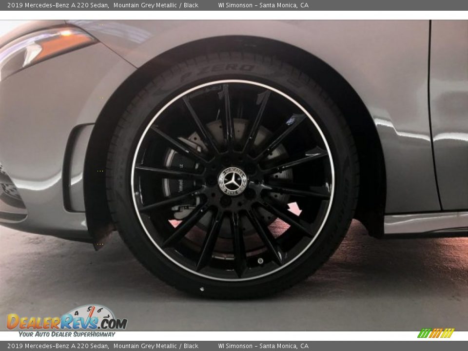 2019 Mercedes-Benz A 220 Sedan Mountain Grey Metallic / Black Photo #9