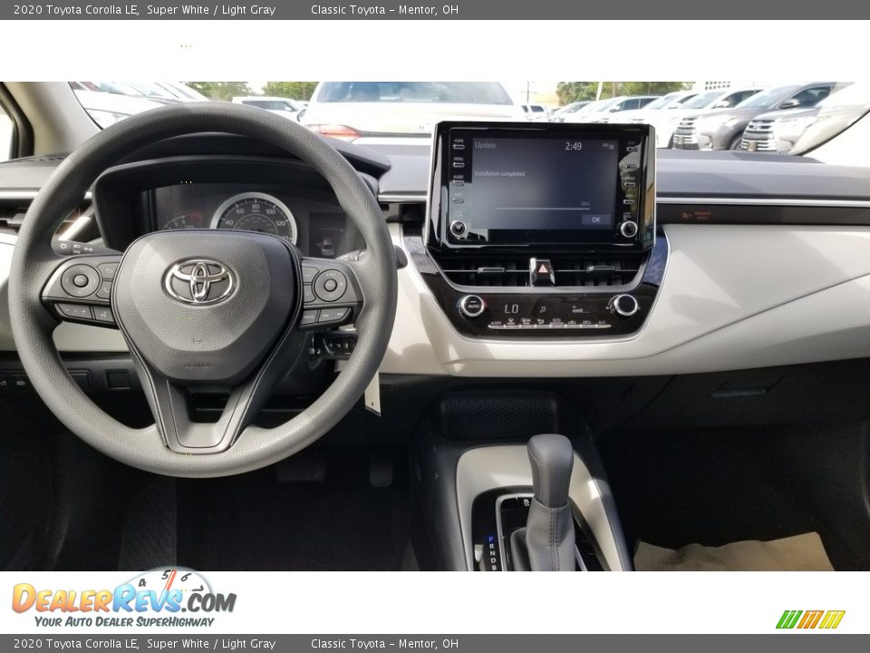 2020 Toyota Corolla LE Super White / Light Gray Photo #4