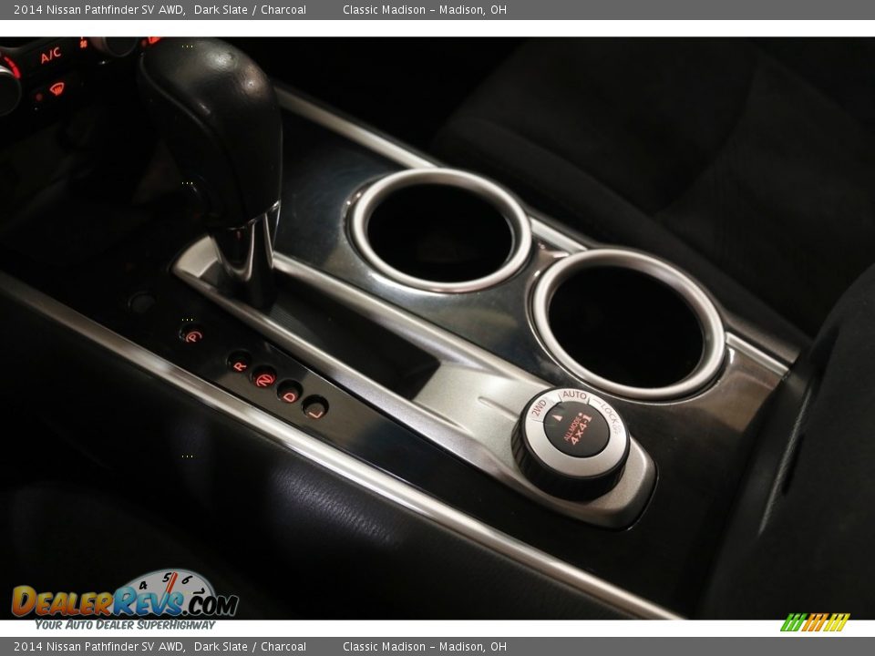2014 Nissan Pathfinder SV AWD Dark Slate / Charcoal Photo #16
