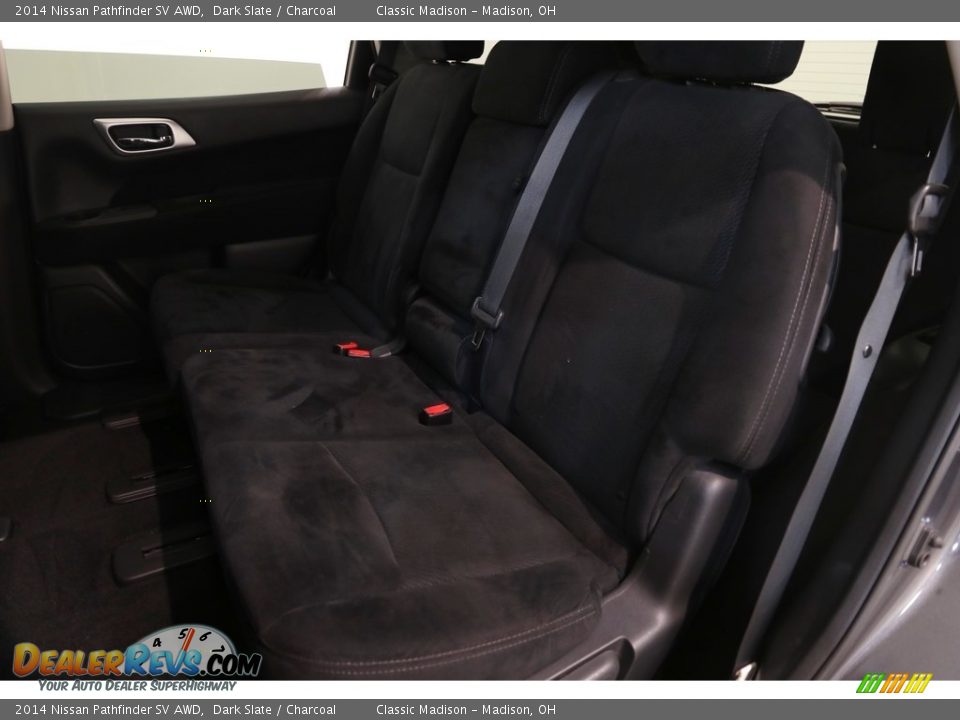 2014 Nissan Pathfinder SV AWD Dark Slate / Charcoal Photo #19