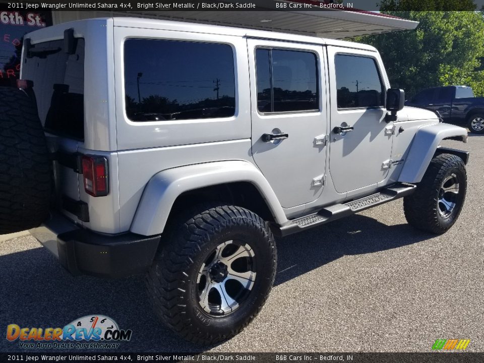 2011 Jeep Wrangler Unlimited Sahara 4x4 Bright Silver Metallic / Black/Dark Saddle Photo #3