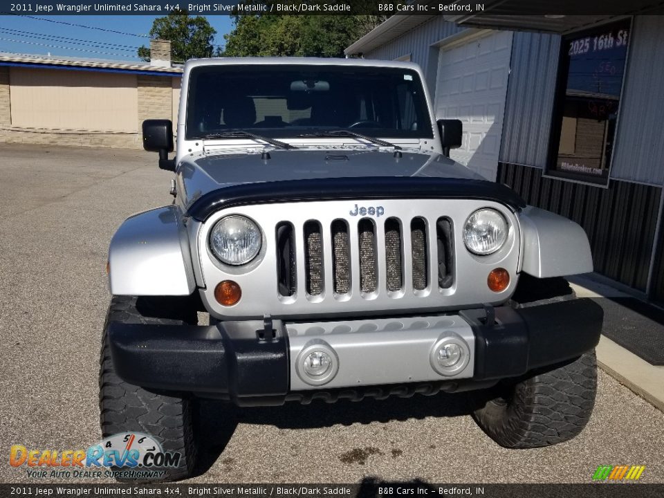 2011 Jeep Wrangler Unlimited Sahara 4x4 Bright Silver Metallic / Black/Dark Saddle Photo #7