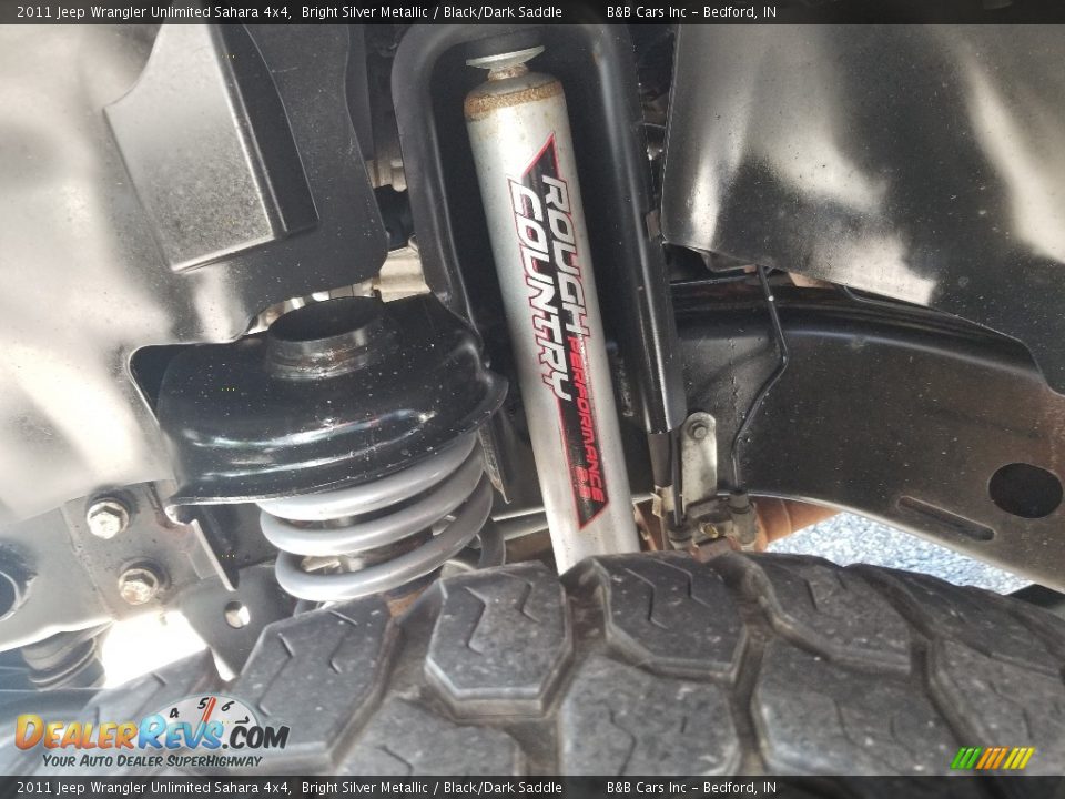 2011 Jeep Wrangler Unlimited Sahara 4x4 Bright Silver Metallic / Black/Dark Saddle Photo #12