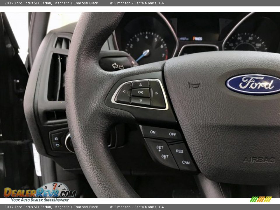 2017 Ford Focus SEL Sedan Steering Wheel Photo #18
