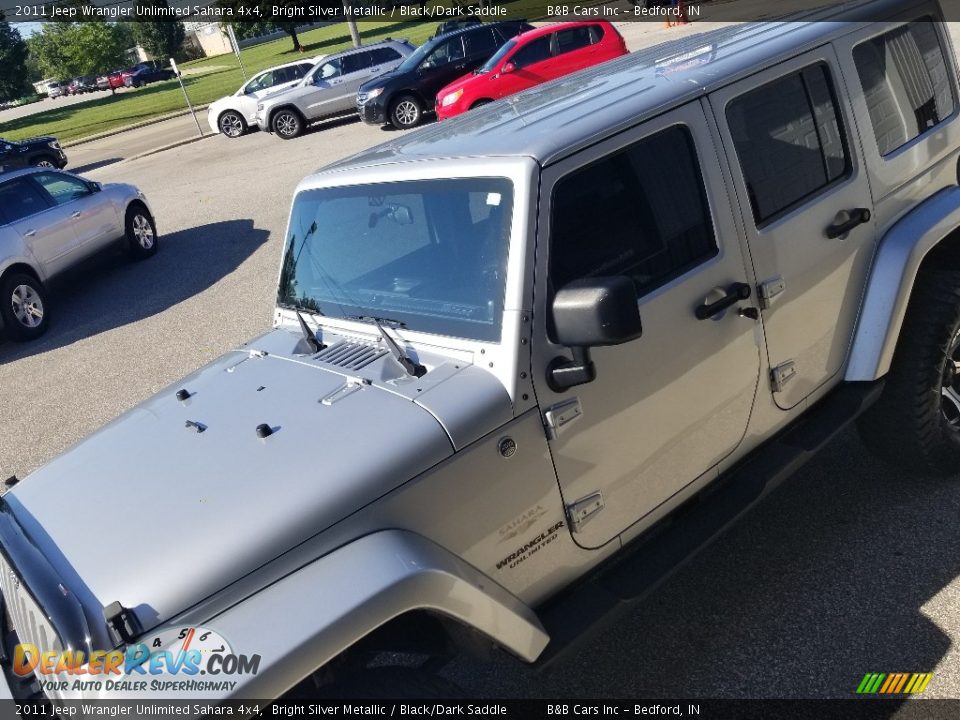 2011 Jeep Wrangler Unlimited Sahara 4x4 Bright Silver Metallic / Black/Dark Saddle Photo #13