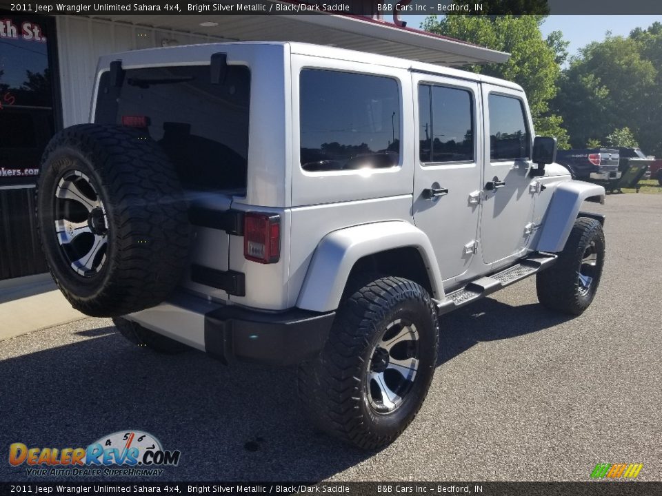 2011 Jeep Wrangler Unlimited Sahara 4x4 Bright Silver Metallic / Black/Dark Saddle Photo #15