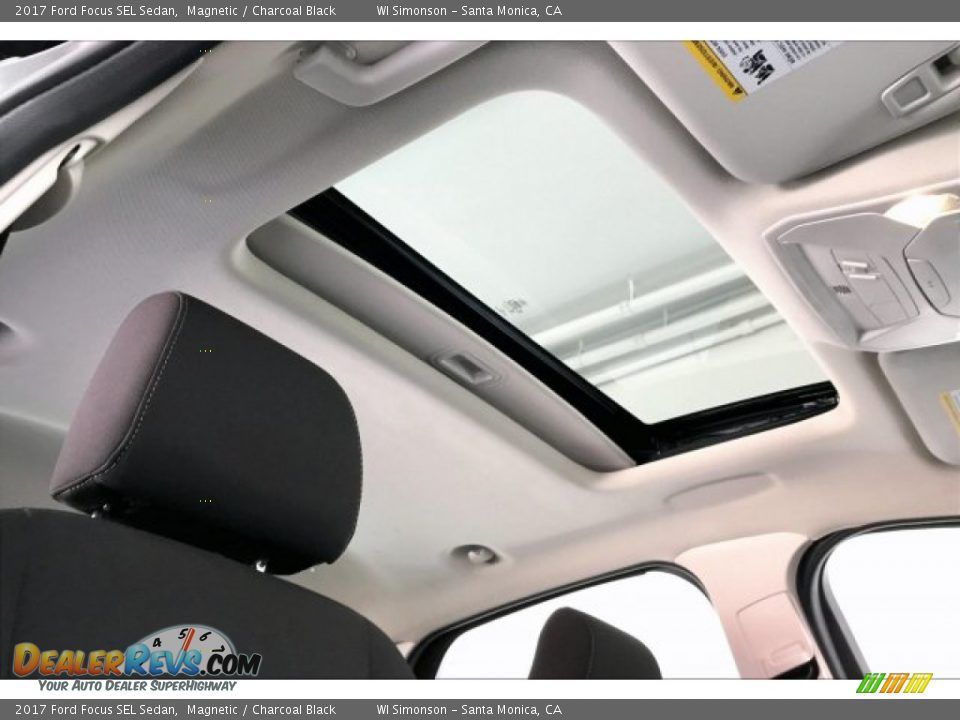 Sunroof of 2017 Ford Focus SEL Sedan Photo #29