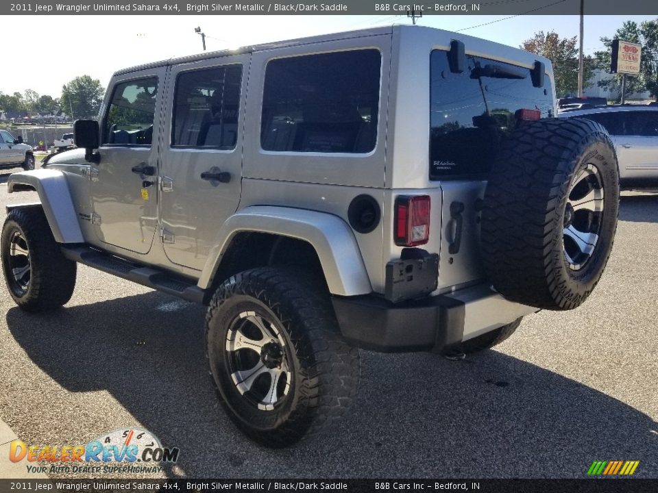 2011 Jeep Wrangler Unlimited Sahara 4x4 Bright Silver Metallic / Black/Dark Saddle Photo #22