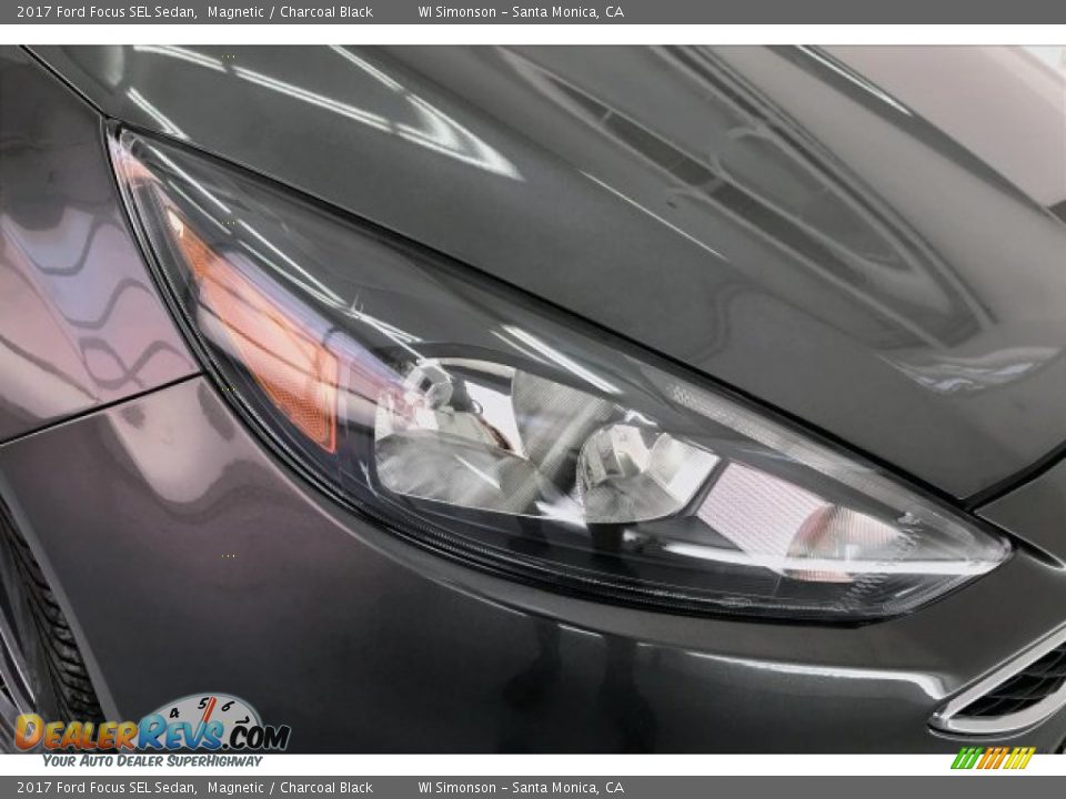 2017 Ford Focus SEL Sedan Magnetic / Charcoal Black Photo #32