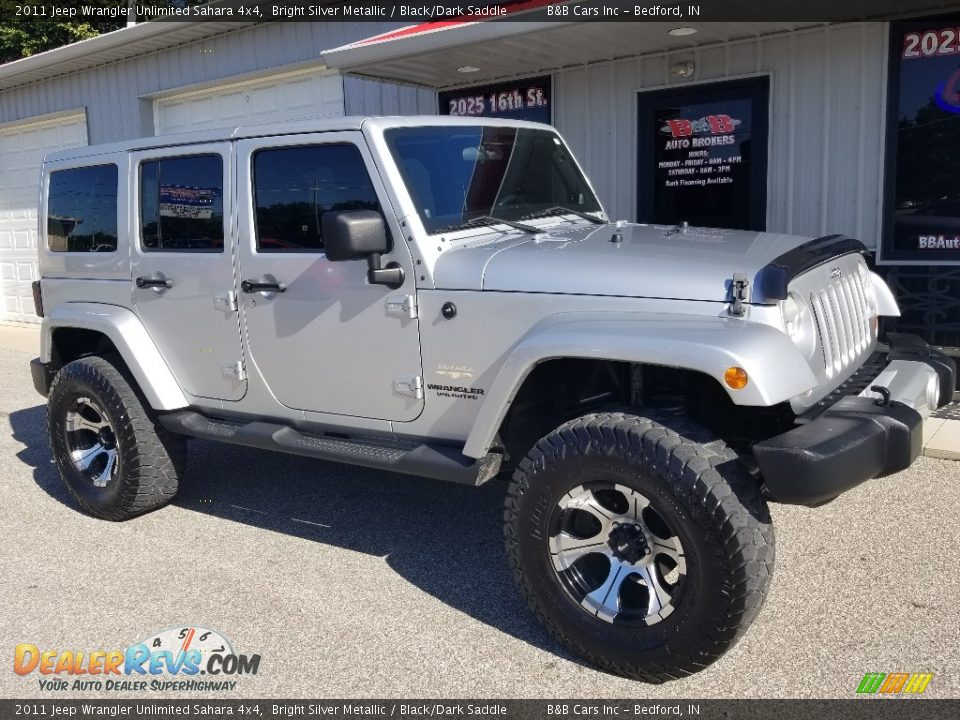 2011 Jeep Wrangler Unlimited Sahara 4x4 Bright Silver Metallic / Black/Dark Saddle Photo #26