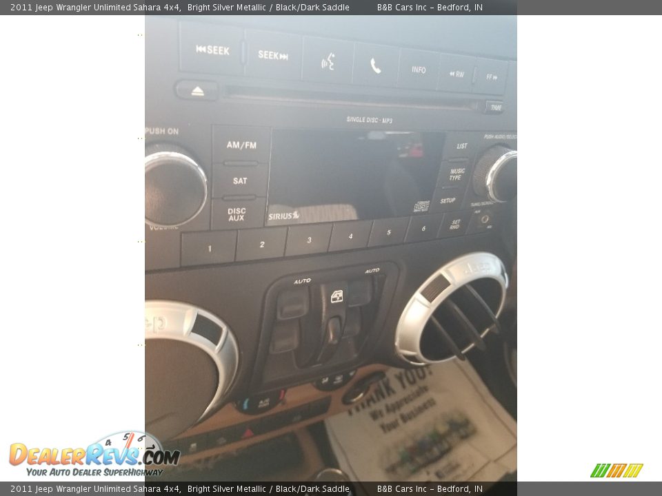 2011 Jeep Wrangler Unlimited Sahara 4x4 Bright Silver Metallic / Black/Dark Saddle Photo #31