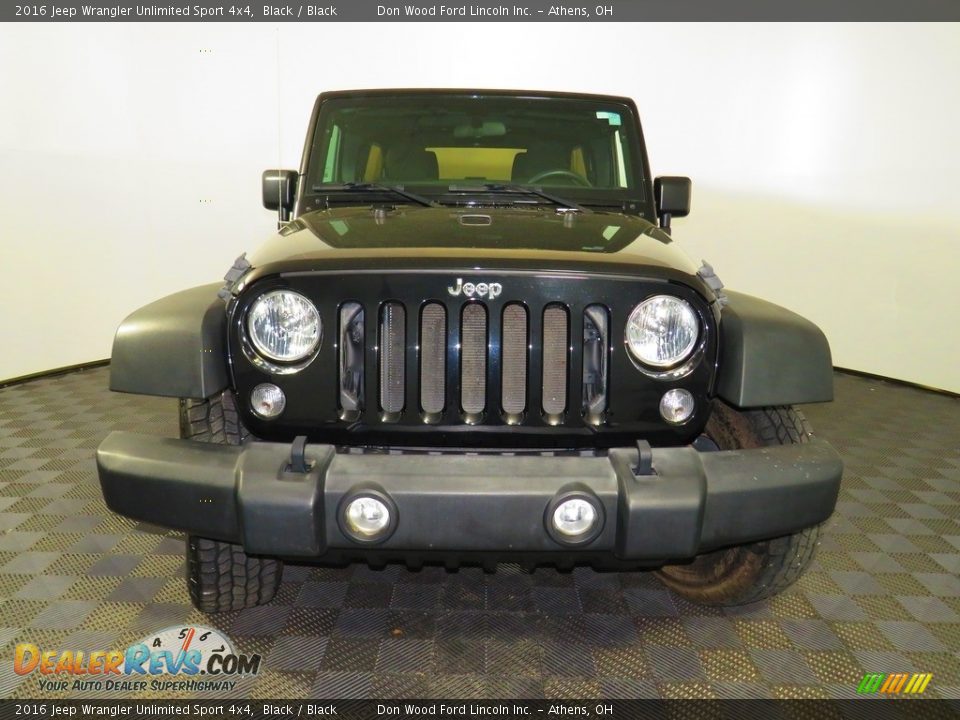 2016 Jeep Wrangler Unlimited Sport 4x4 Black / Black Photo #4