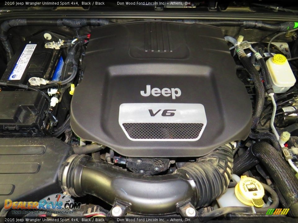 2016 Jeep Wrangler Unlimited Sport 4x4 Black / Black Photo #6