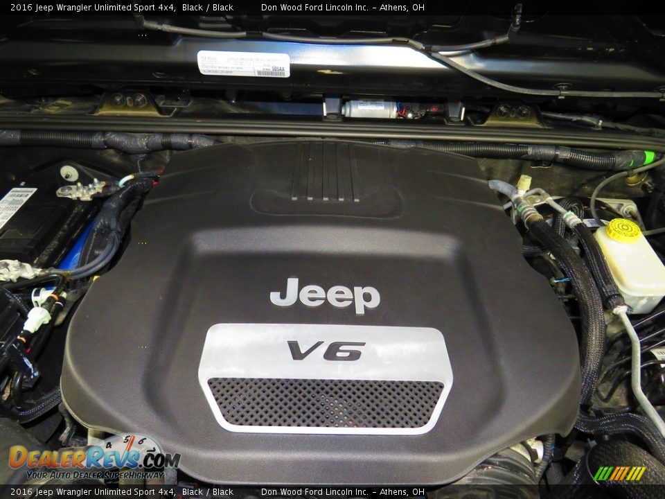 2016 Jeep Wrangler Unlimited Sport 4x4 Black / Black Photo #7