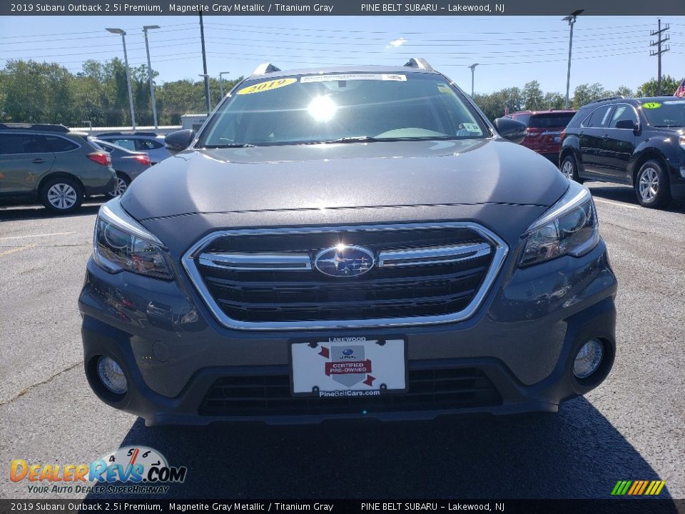 2019 Subaru Outback 2.5i Premium Magnetite Gray Metallic / Titanium Gray Photo #2