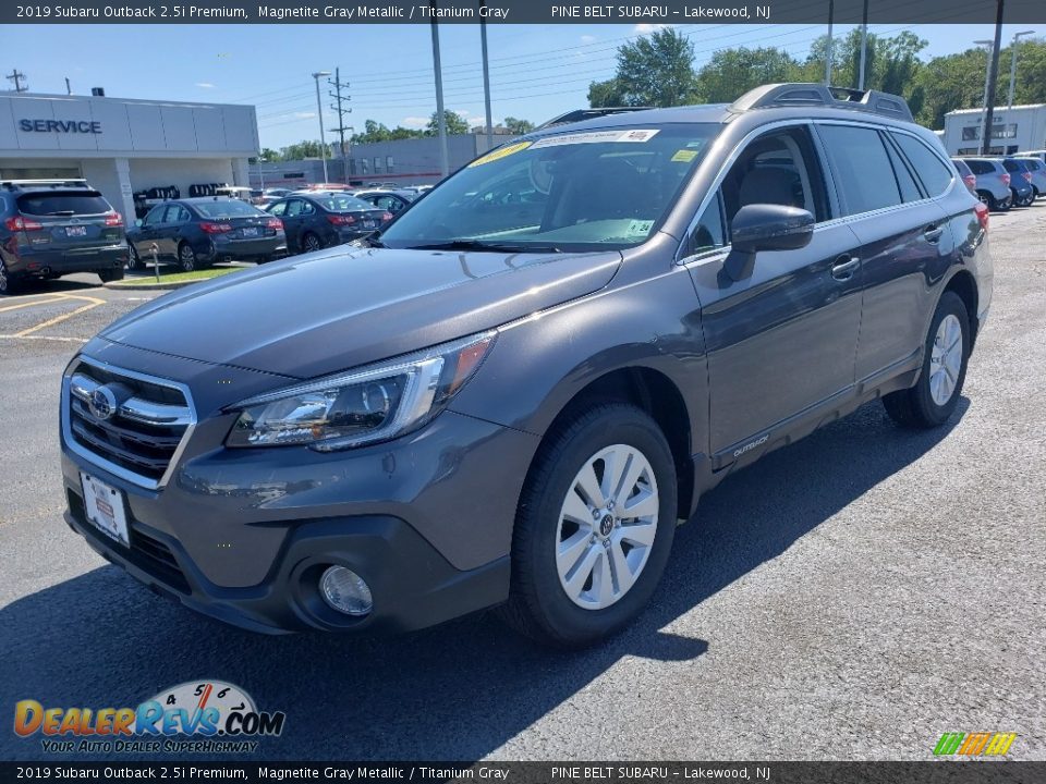 2019 Subaru Outback 2.5i Premium Magnetite Gray Metallic / Titanium Gray Photo #3