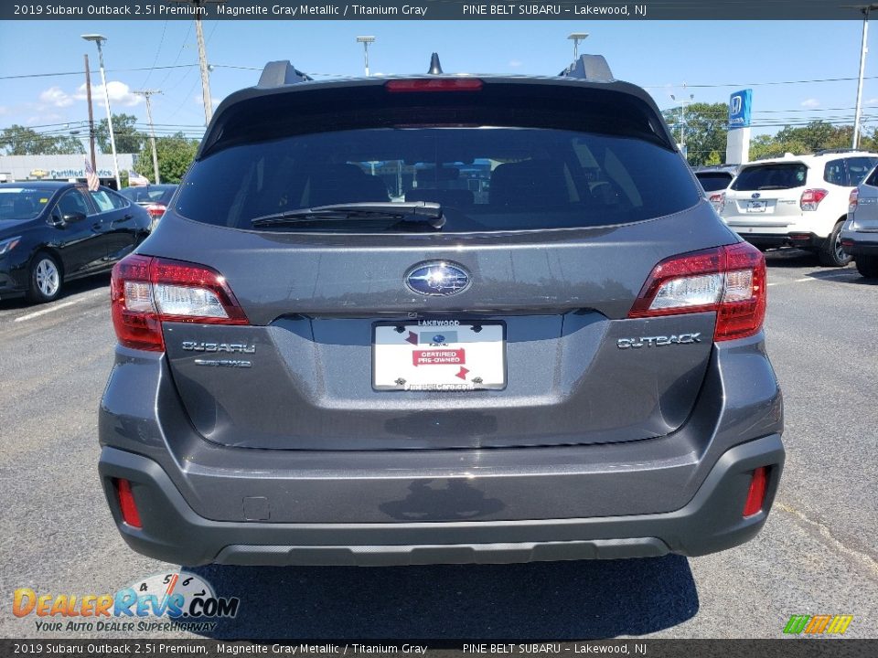 2019 Subaru Outback 2.5i Premium Magnetite Gray Metallic / Titanium Gray Photo #6