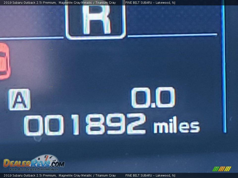 2019 Subaru Outback 2.5i Premium Magnetite Gray Metallic / Titanium Gray Photo #32