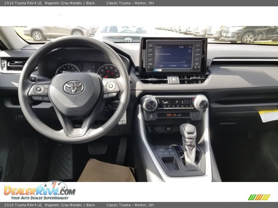 2019 Toyota RAV4 LE Magnetic Gray Metallic / Black Photo #4