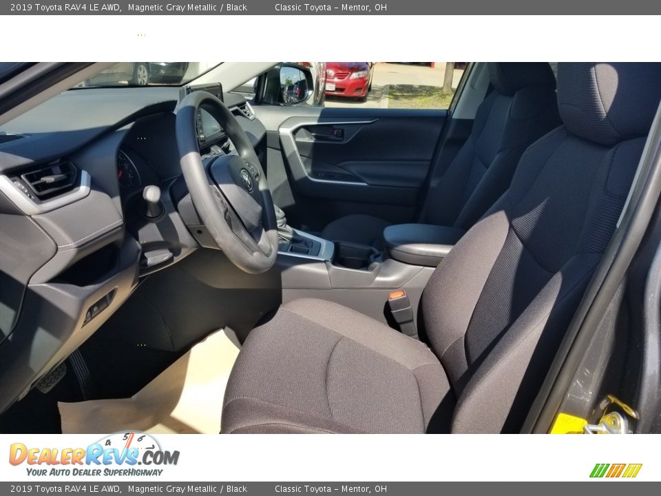 2019 Toyota RAV4 LE AWD Magnetic Gray Metallic / Black Photo #2