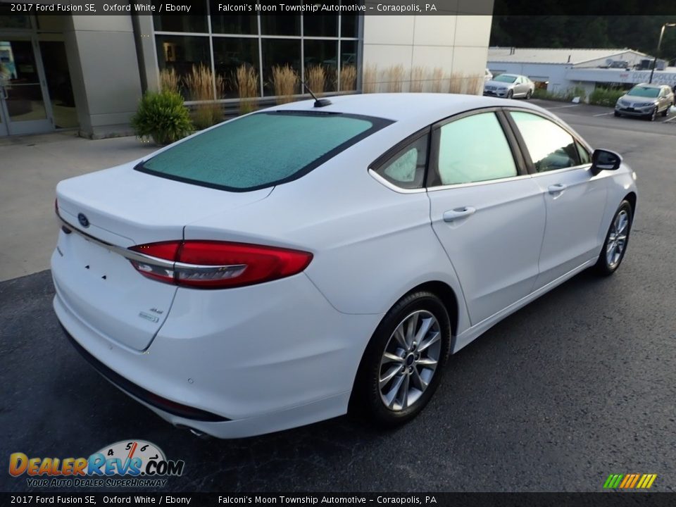 2017 Ford Fusion SE Oxford White / Ebony Photo #2