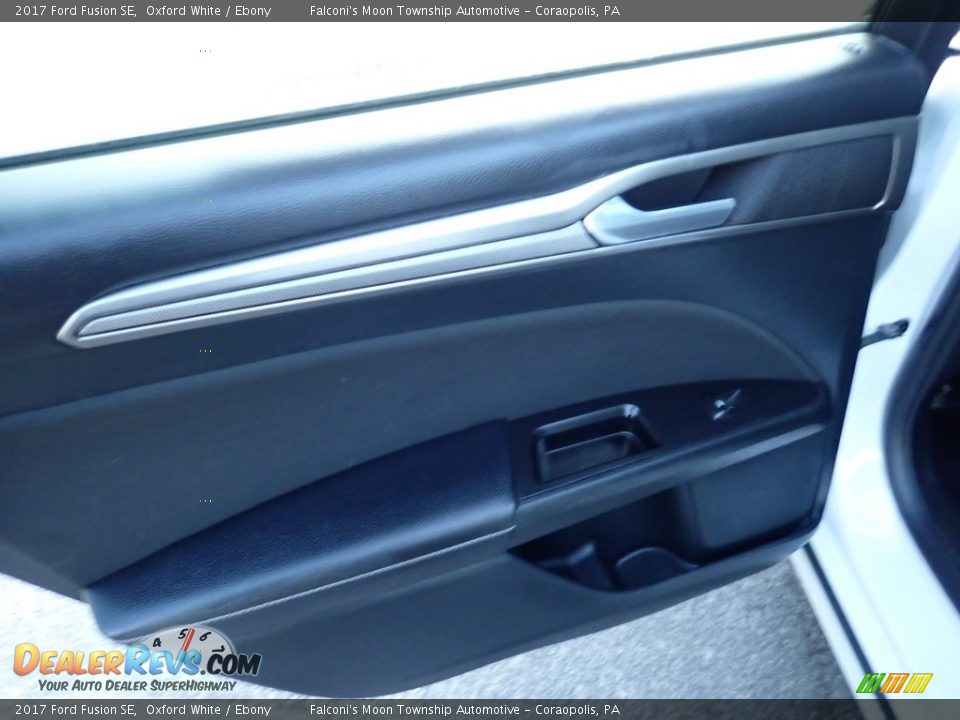 2017 Ford Fusion SE Oxford White / Ebony Photo #19