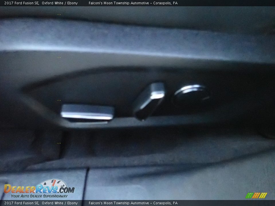 2017 Ford Fusion SE Oxford White / Ebony Photo #21