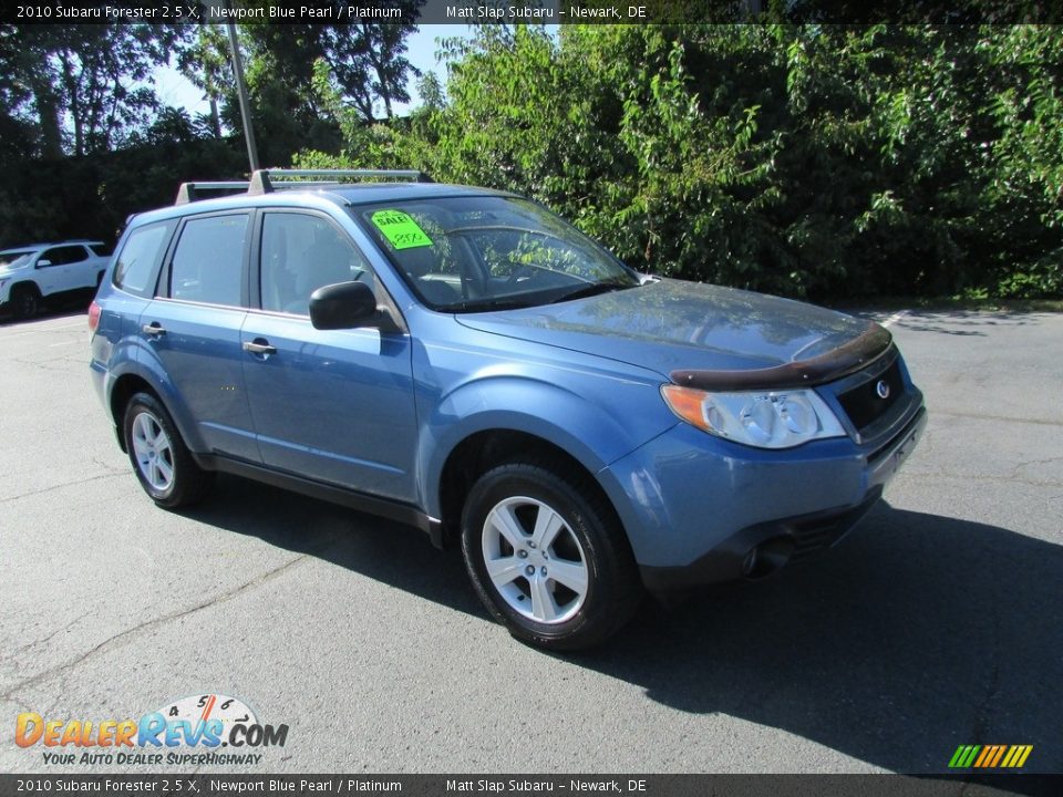 2010 Subaru Forester 2.5 X Newport Blue Pearl / Platinum Photo #4