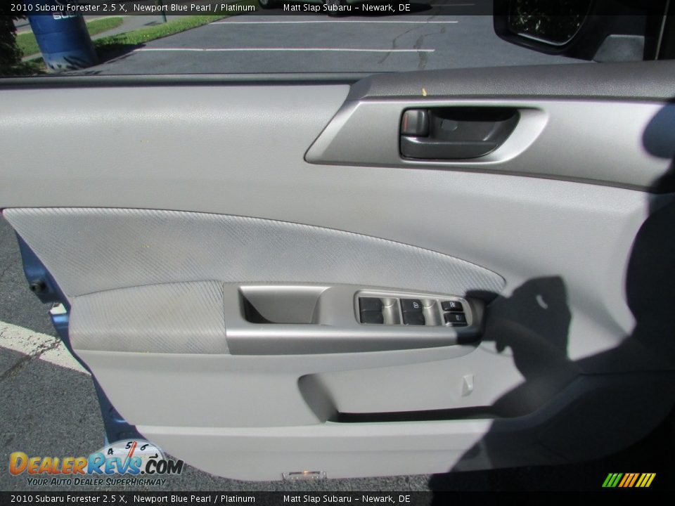 2010 Subaru Forester 2.5 X Newport Blue Pearl / Platinum Photo #14
