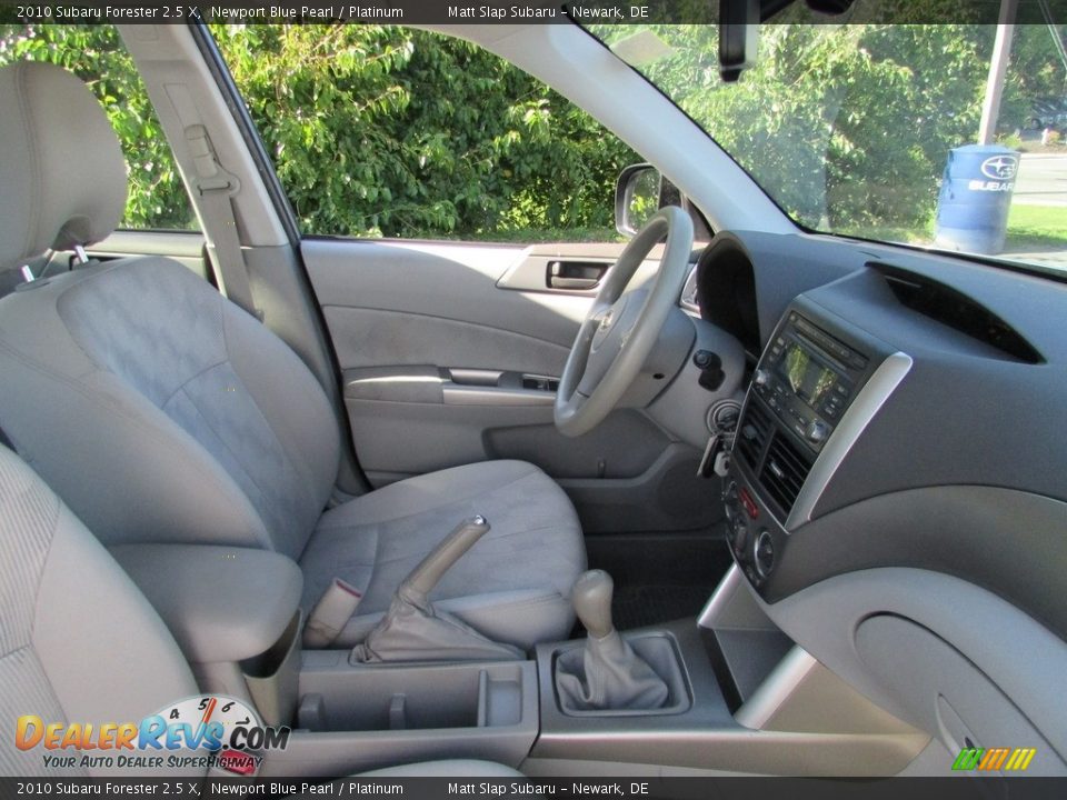 2010 Subaru Forester 2.5 X Newport Blue Pearl / Platinum Photo #17