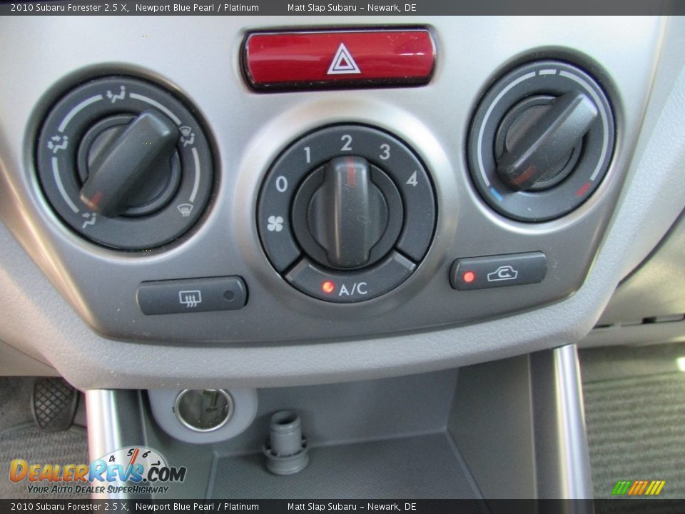 2010 Subaru Forester 2.5 X Newport Blue Pearl / Platinum Photo #26
