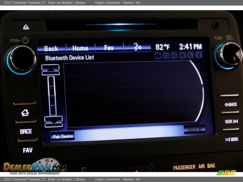 2017 Chevrolet Traverse LT Silver Ice Metallic / Ebony Photo #11