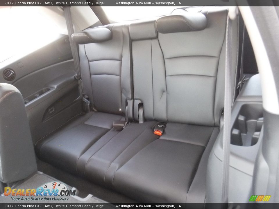 2017 Honda Pilot EX-L AWD White Diamond Pearl / Beige Photo #29