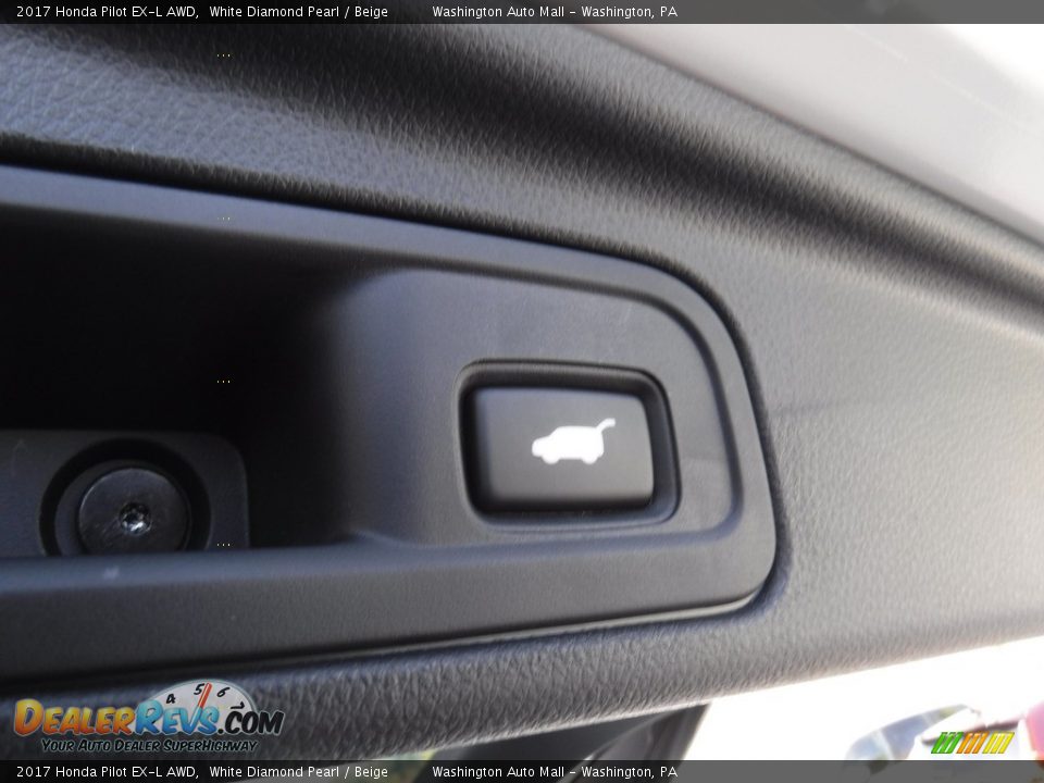 2017 Honda Pilot EX-L AWD White Diamond Pearl / Beige Photo #31