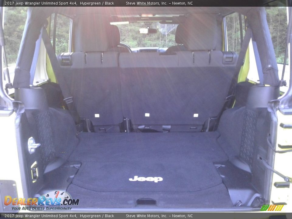 2017 Jeep Wrangler Unlimited Sport 4x4 Hypergreen / Black Photo #12