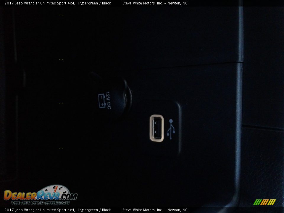 2017 Jeep Wrangler Unlimited Sport 4x4 Hypergreen / Black Photo #24