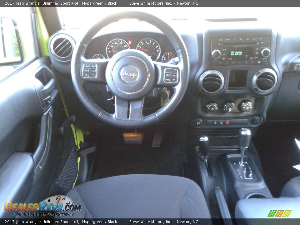 2017 Jeep Wrangler Unlimited Sport 4x4 Hypergreen / Black Photo #25