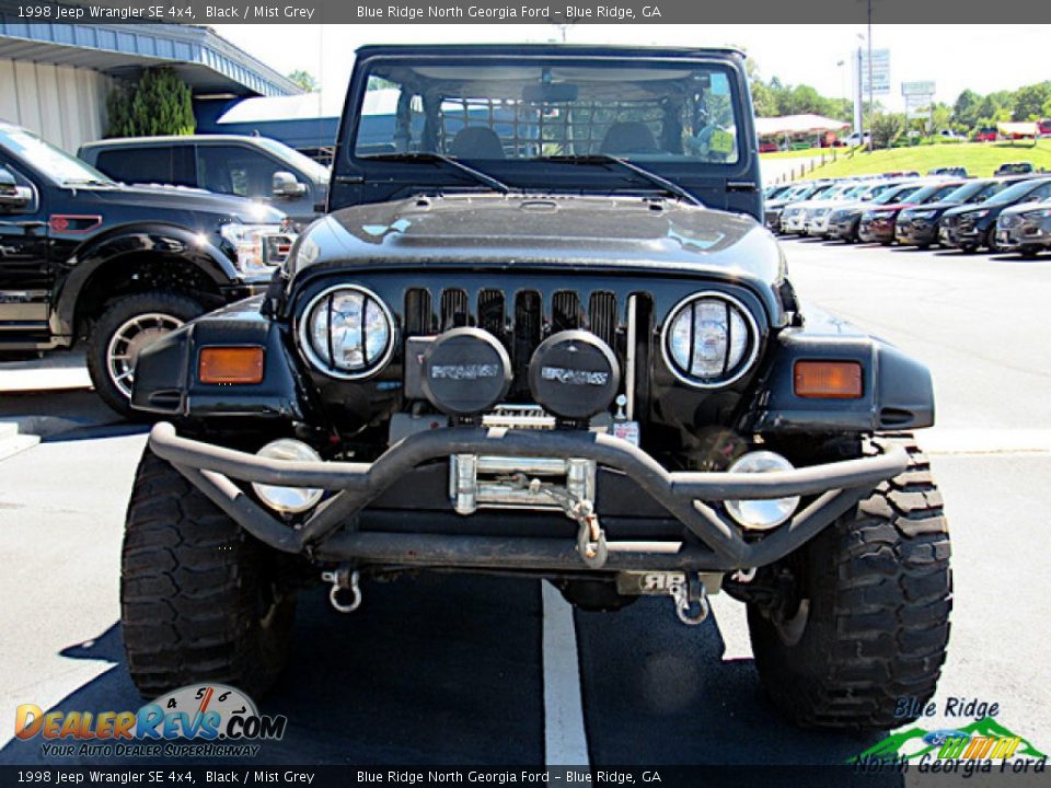 1998 Jeep Wrangler SE 4x4 Black / Mist Grey Photo #8