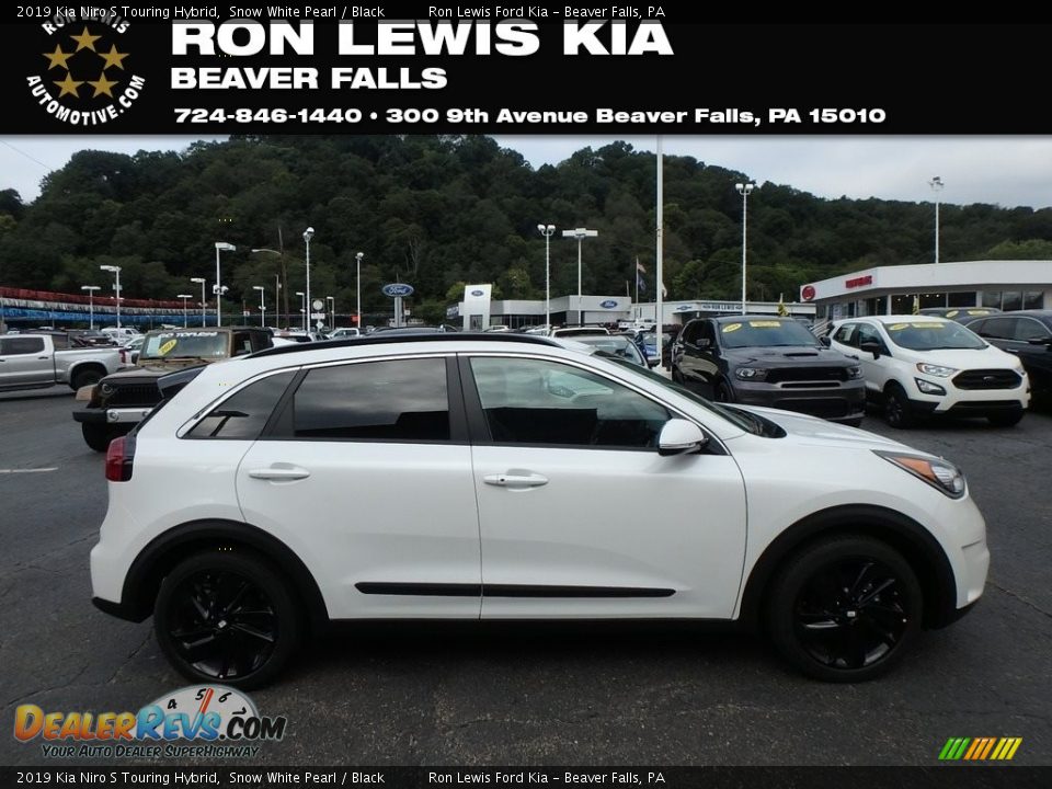 2019 Kia Niro S Touring Hybrid Snow White Pearl / Black Photo #1